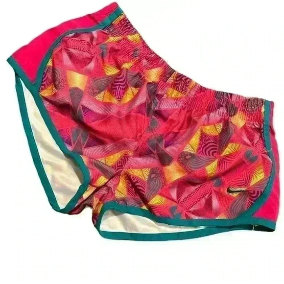Nike shorts youth XL - Picture 1 of 9
